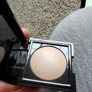 Laura mercier matte baked radiance highlight